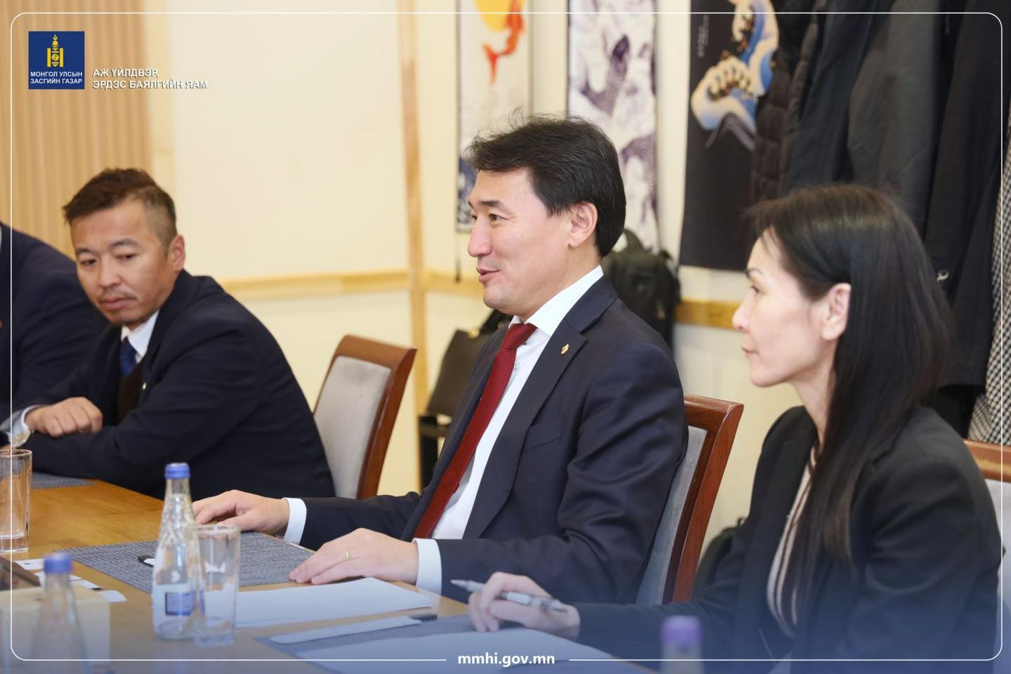 Европын Хөрөнгө оруулалтын банкны Дэд ерөнхийлөгч, хатагтай Тереза Червинскаг хүлээн авч уулзав